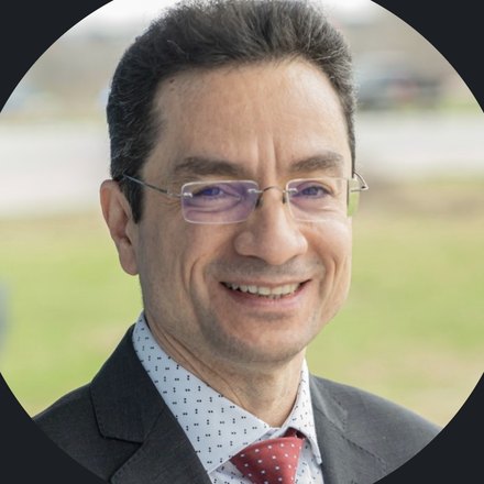 Portrait of Kayvan Saberi